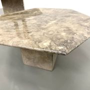 Paire de tables basses italiennes en marbre, circa 1970