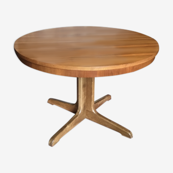 Baumann extended teak table