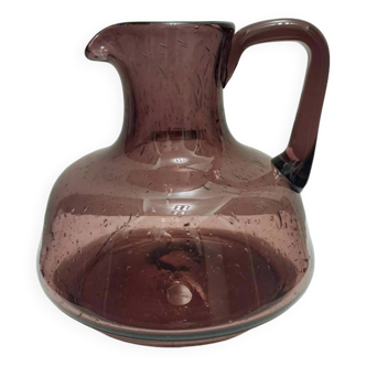 Biot pitcher