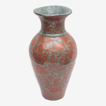 Chinese vase of the eighteenth century