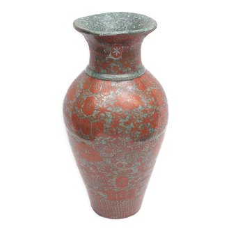Chinese vase of the eighteenth century