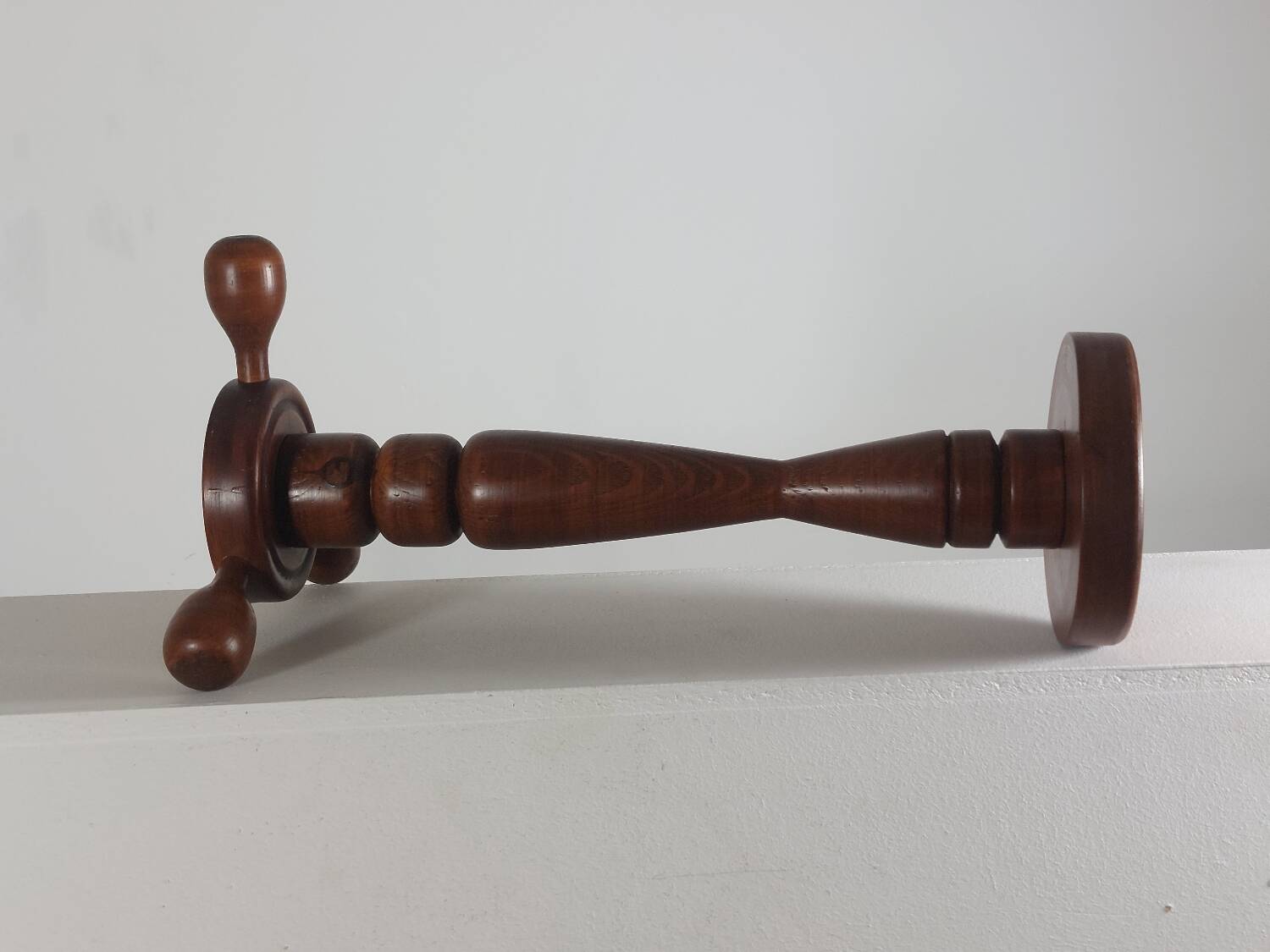 Vintage turned wooden flower support column
