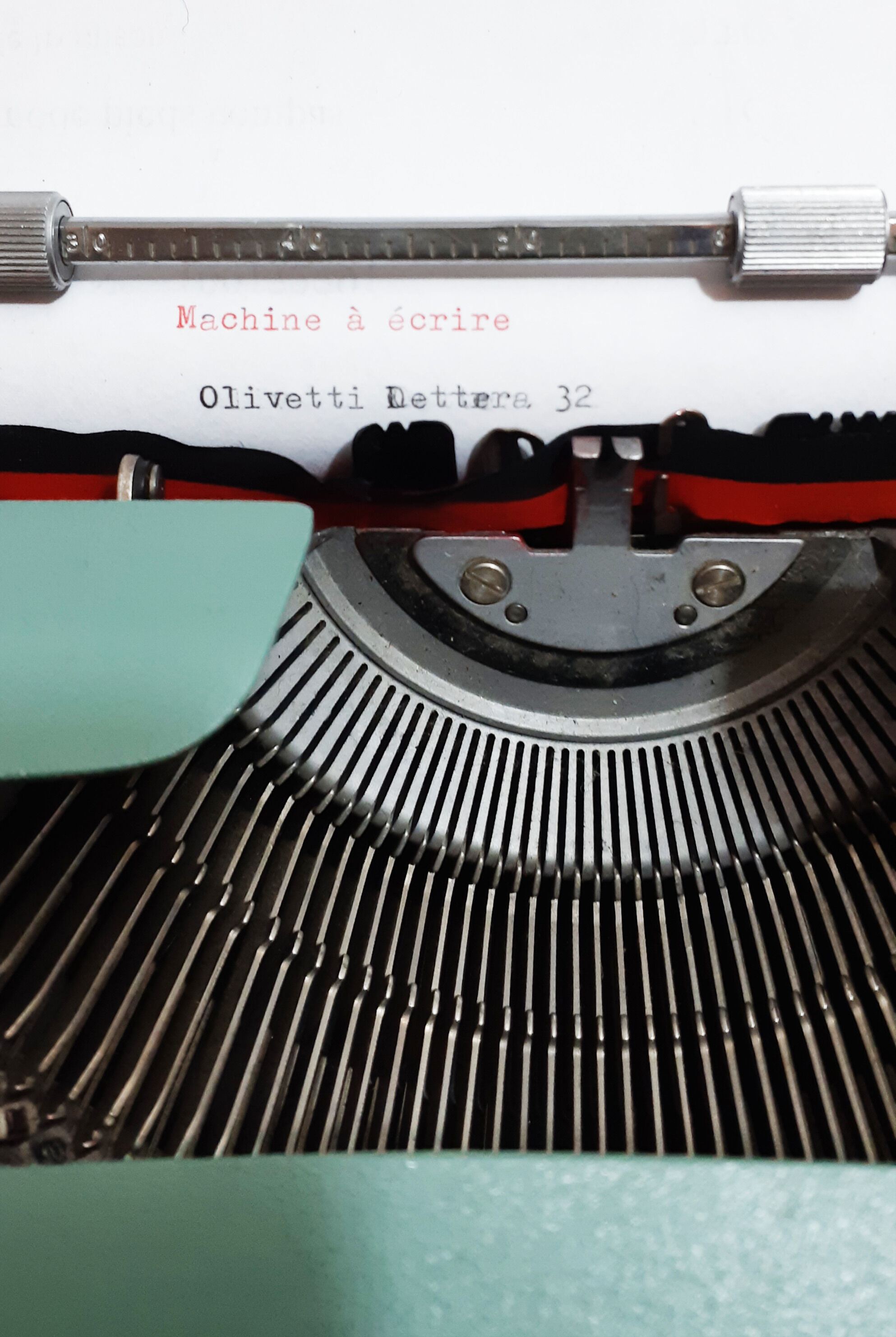 Olivetti Lettera 32 typewriter