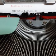 Olivetti Lettera 32 typewriter