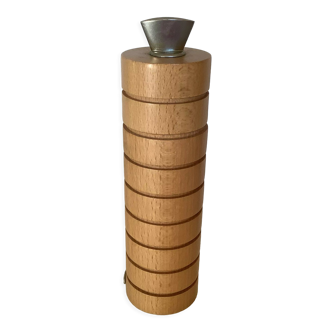Scandinavian style legnoart wooden pepper mill