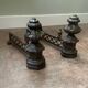 Paire de chenets en bronze style Louis XVI