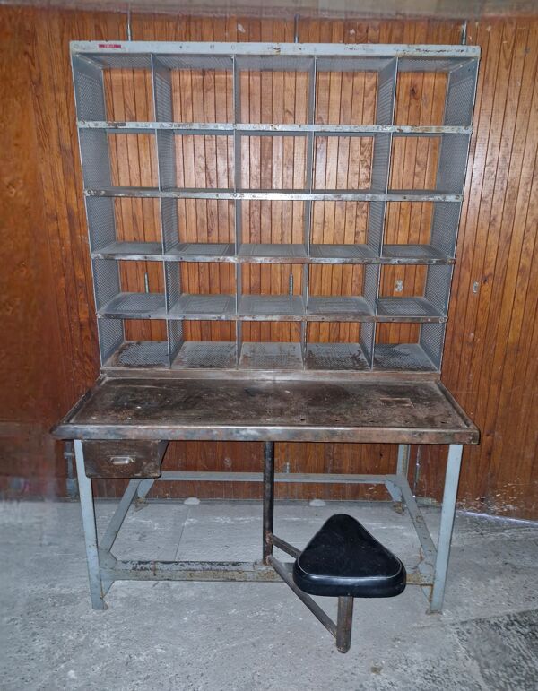 Bureau, Tri Postal Meuble de Métier industriel 70's