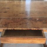 Rectangular table with base spacer