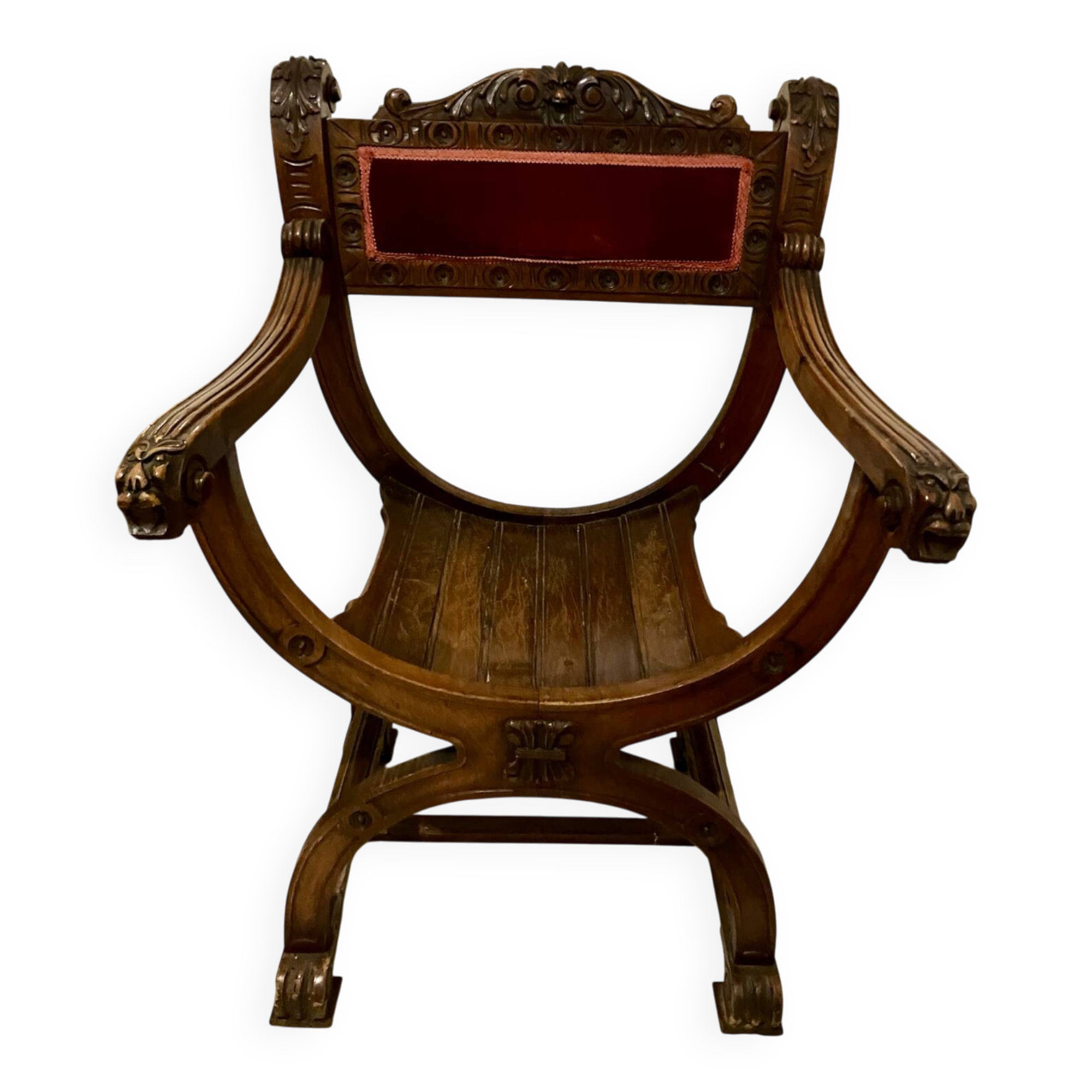 Renaissance-style Dagobert armchair in wood