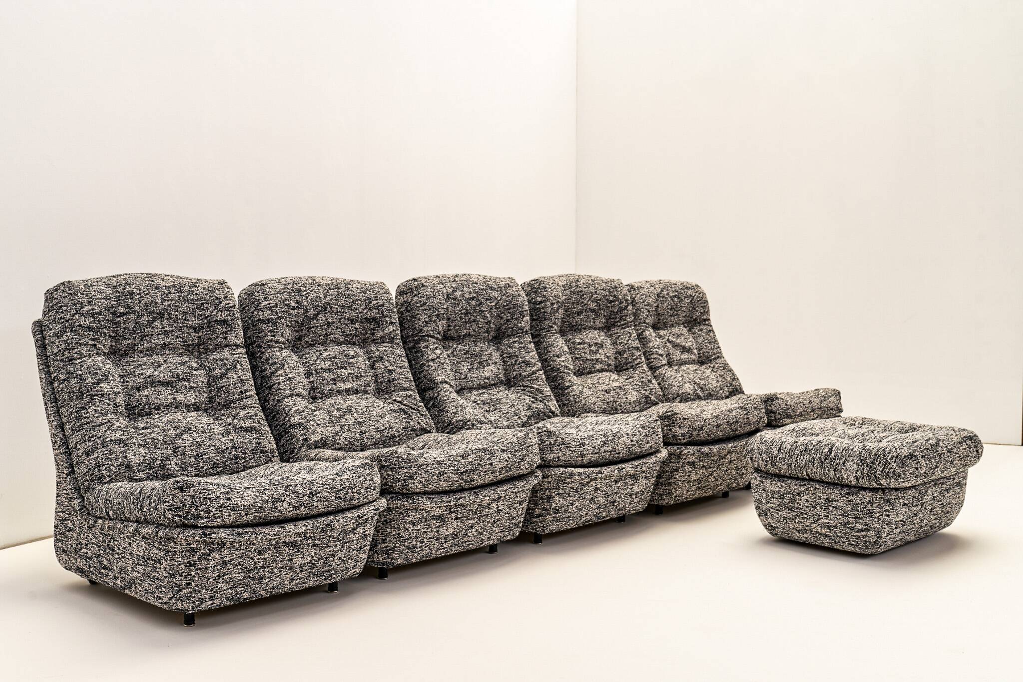 Orchidée modular lounge chairs by Michel Cadestin for Airborne, France