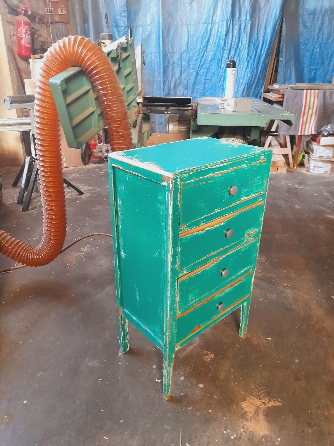 Mini “wabi-sabi” chiffonier