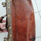 Leather doctor's bag