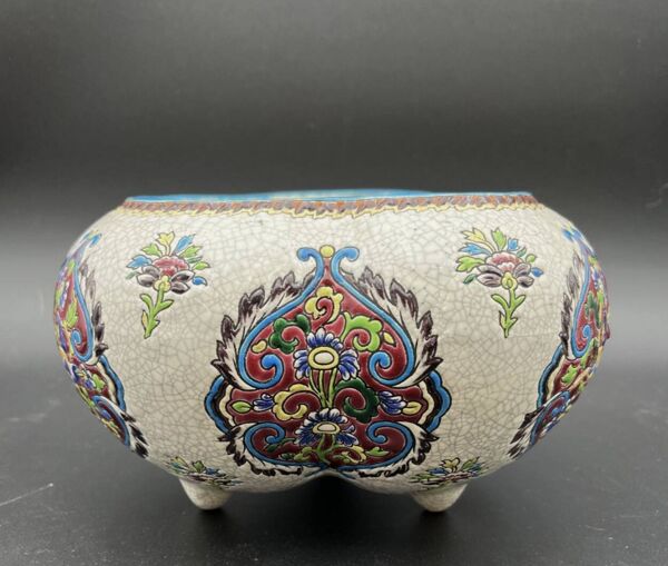 Cache-pot en faïence émaillée fin XIXe, style émaux de Longwy - 648003