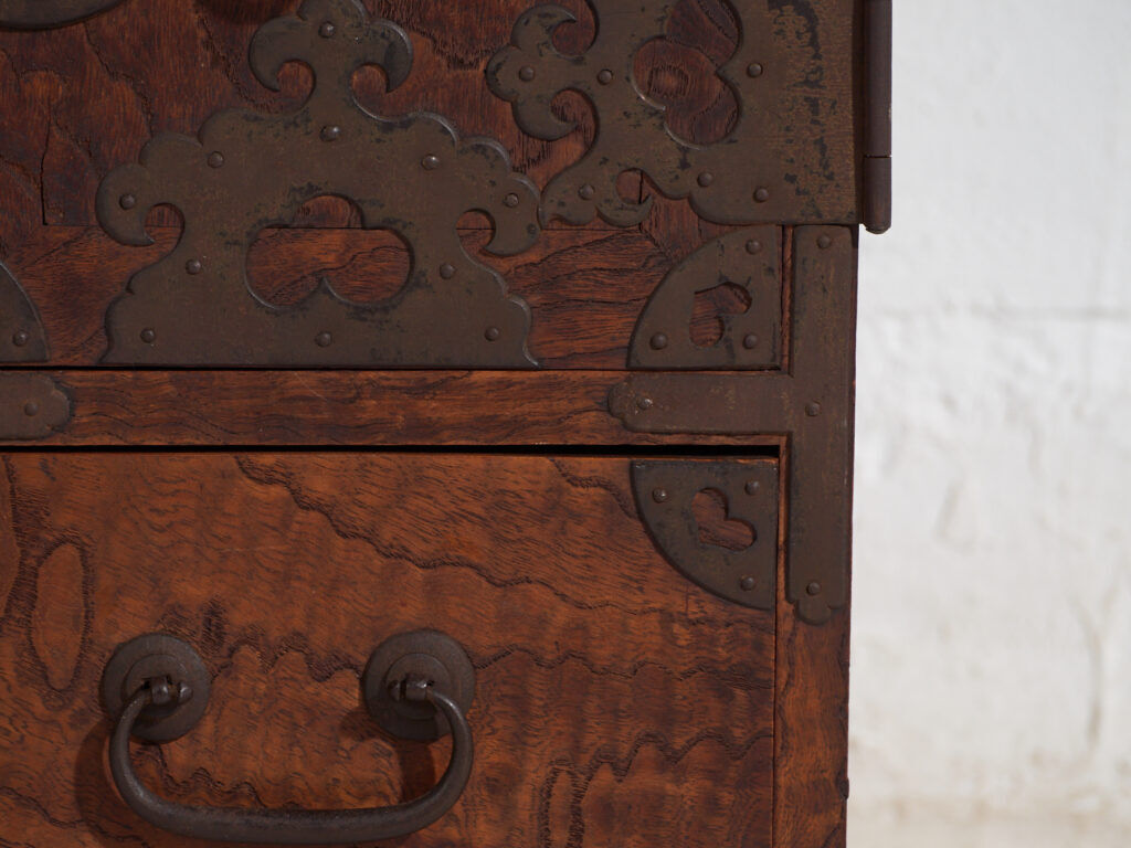 Antique storage chest – Meiji / Taishō period (c.1868-1926) #34