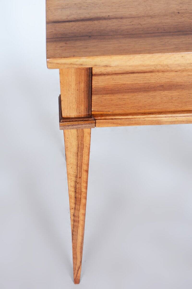 Table d'appoint Biedermeier en noyer, années 1820