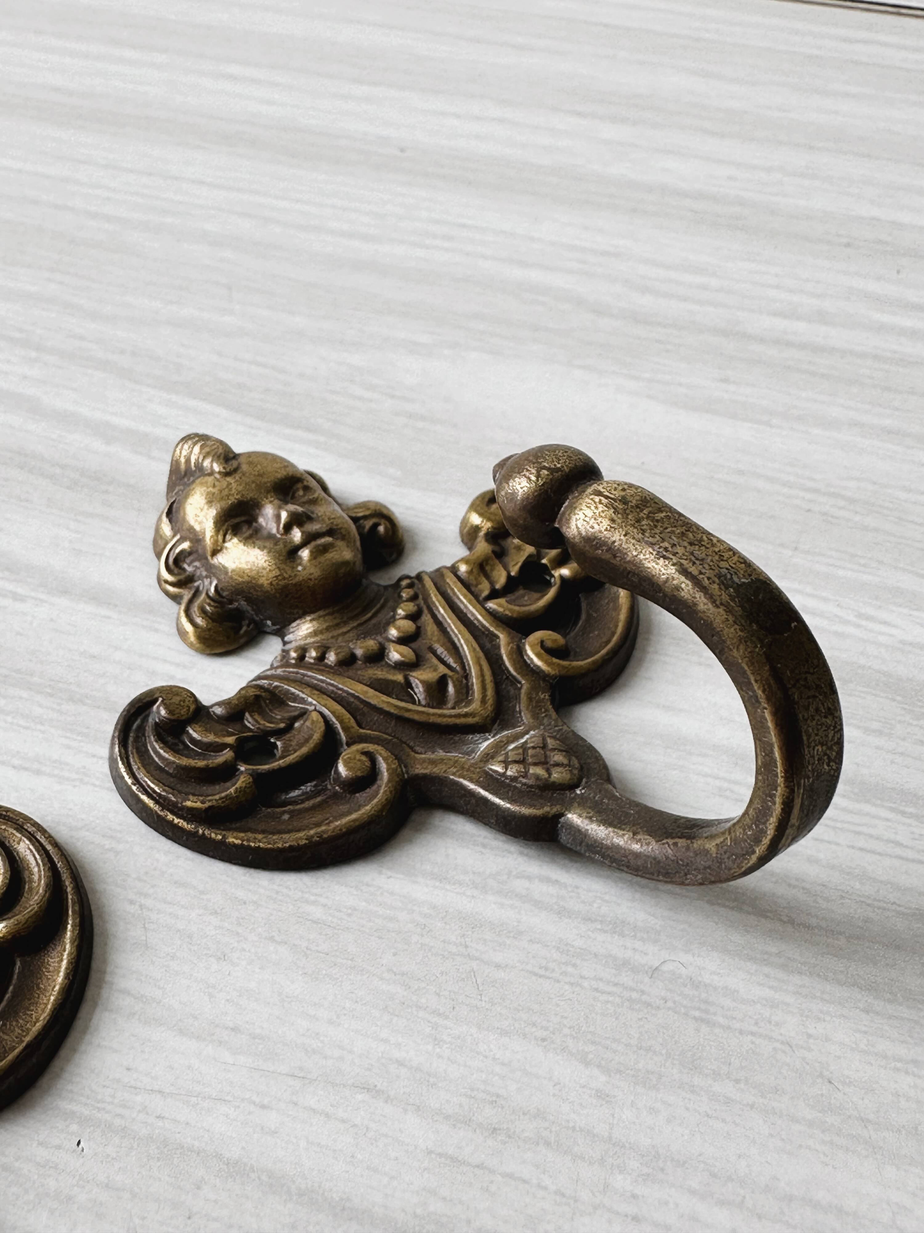 Set of metal coat hooks / angel towel hooks