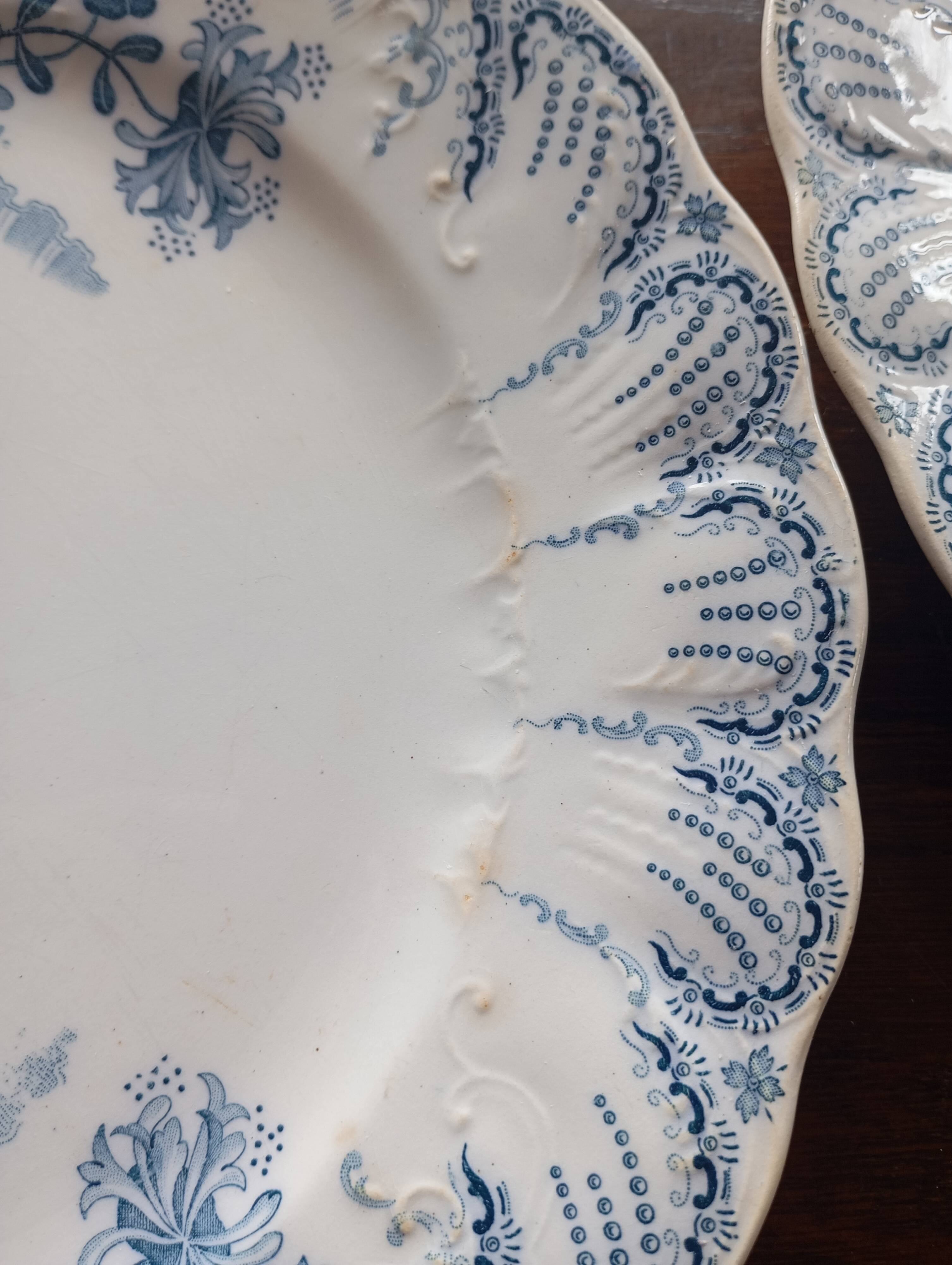 Flat plates ironstone St Amand Hamage 'Regency'