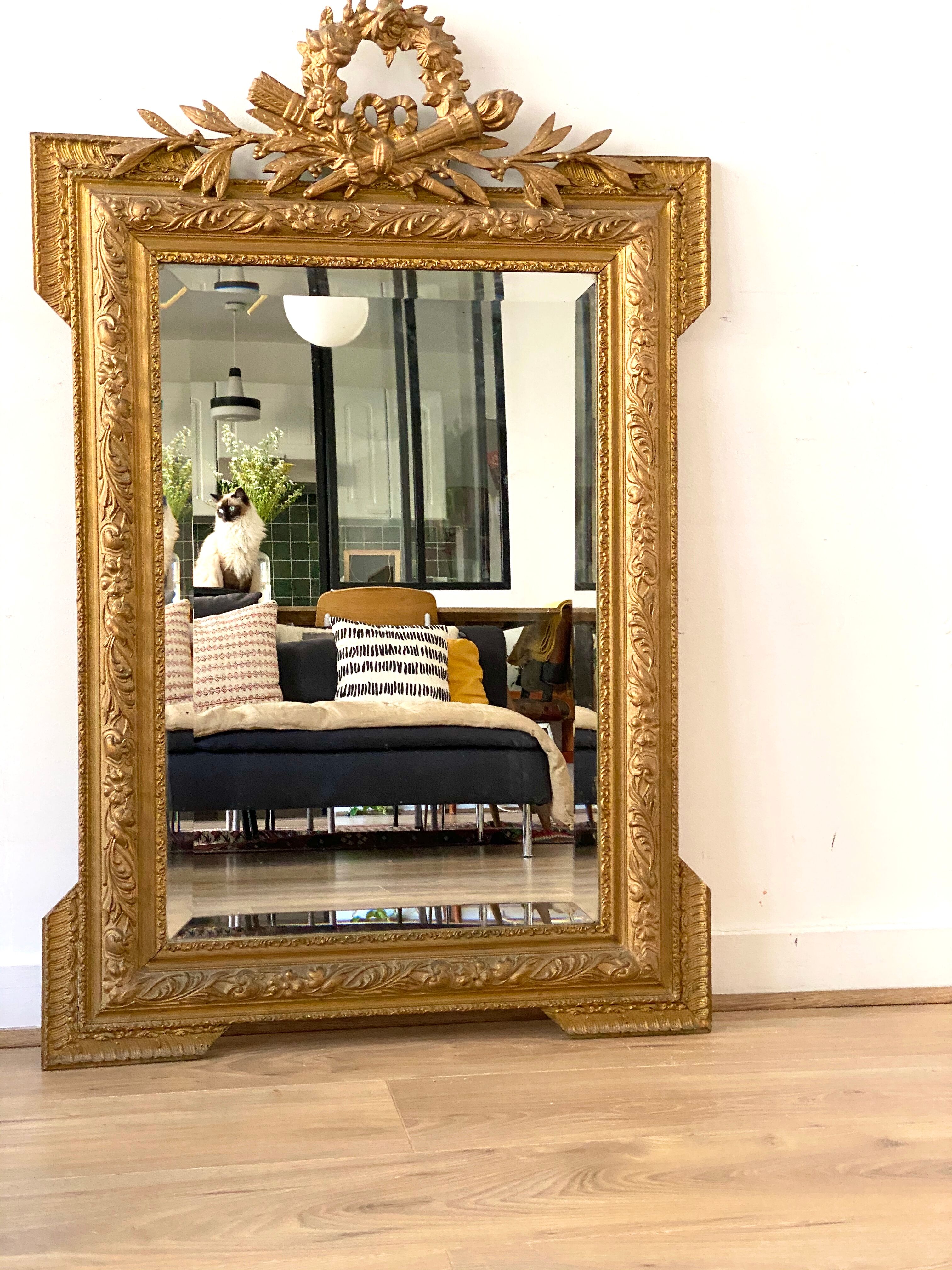 Old mirror with pediment  72x112cm