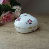Heart-shaped porcelain jewelry box, Hammersley Bone China with gilding, England