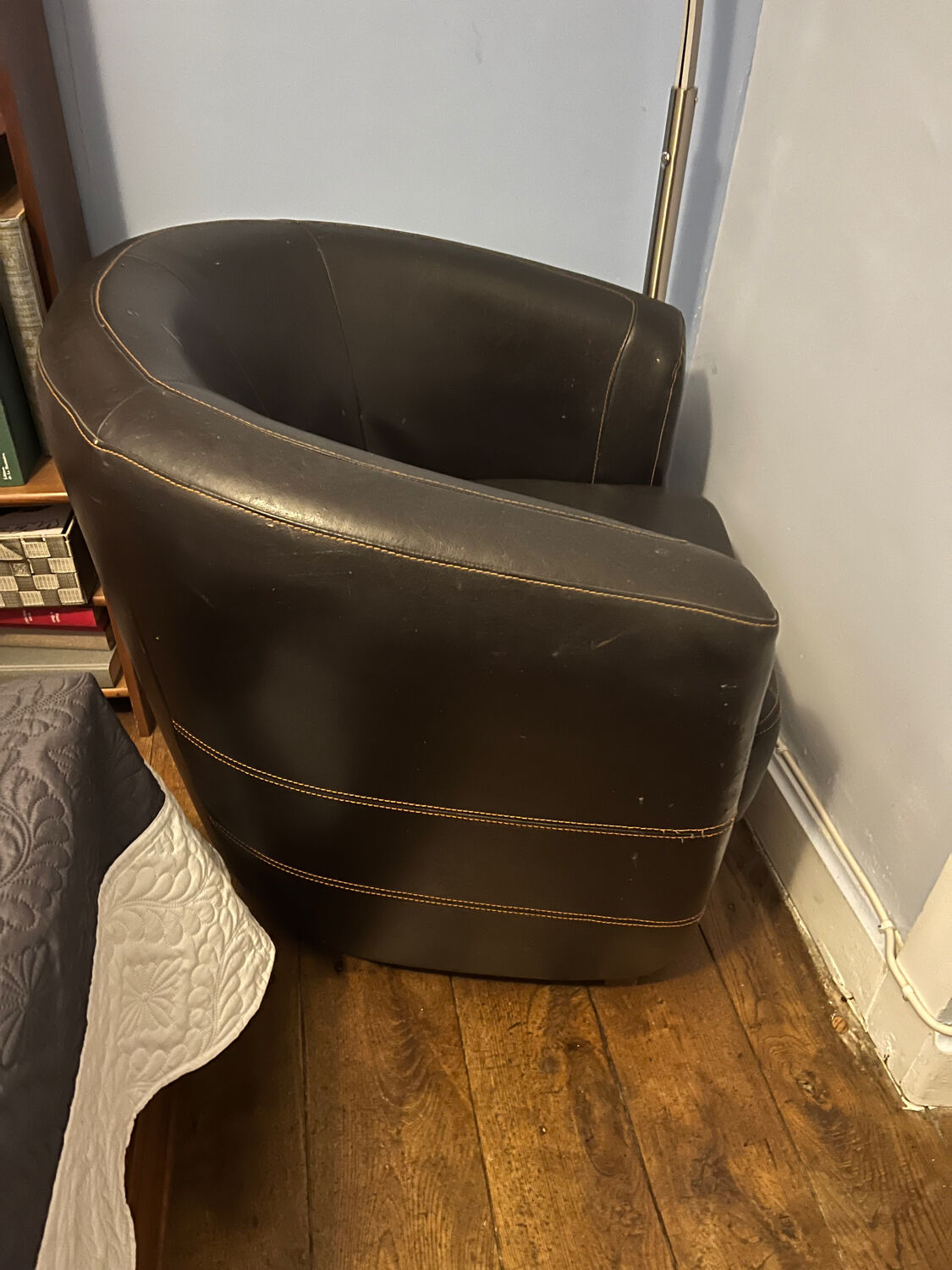 leather convertible club chair
