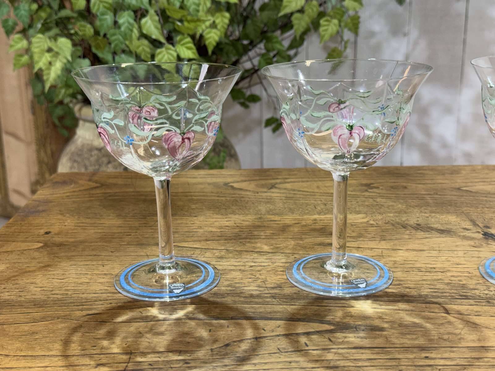 Set of 6 Swedish crystal champagne glasses by the brand Orrefors.