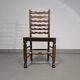 Ensemble de 4 chaises de salle à manger en chêne, rustiques, de ferme, à dossier en échelle avec sièges en jonc, années 1960