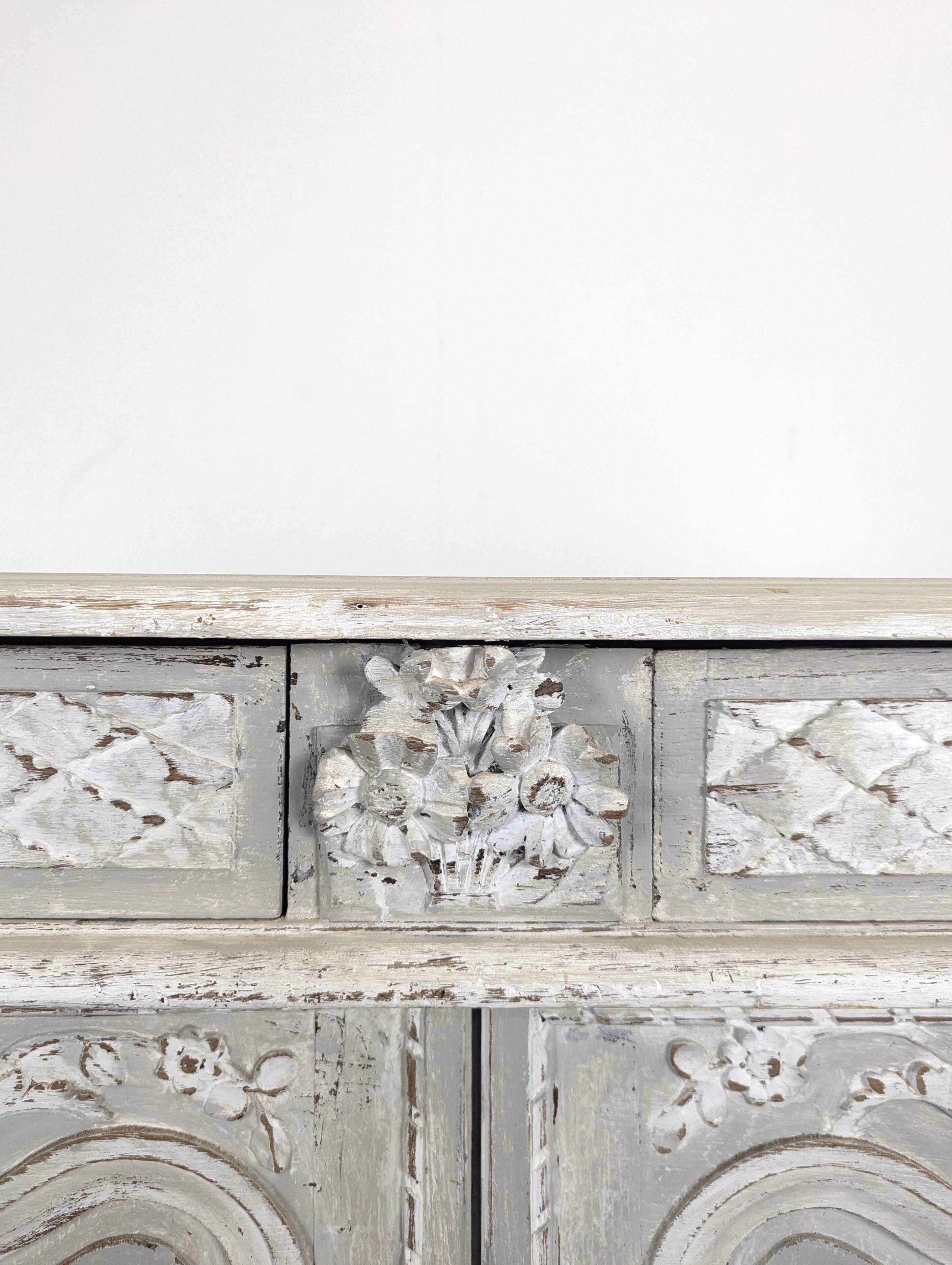 Louis XIII buffet with twisted column in grey patinated oak, two doors, two drawers.
