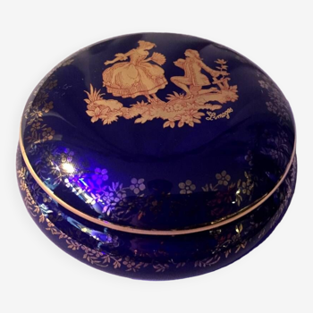 Bonbonniere ou boîte a bijoux en porcelaine de limoges bleu nuit et dore a motif floral romantique