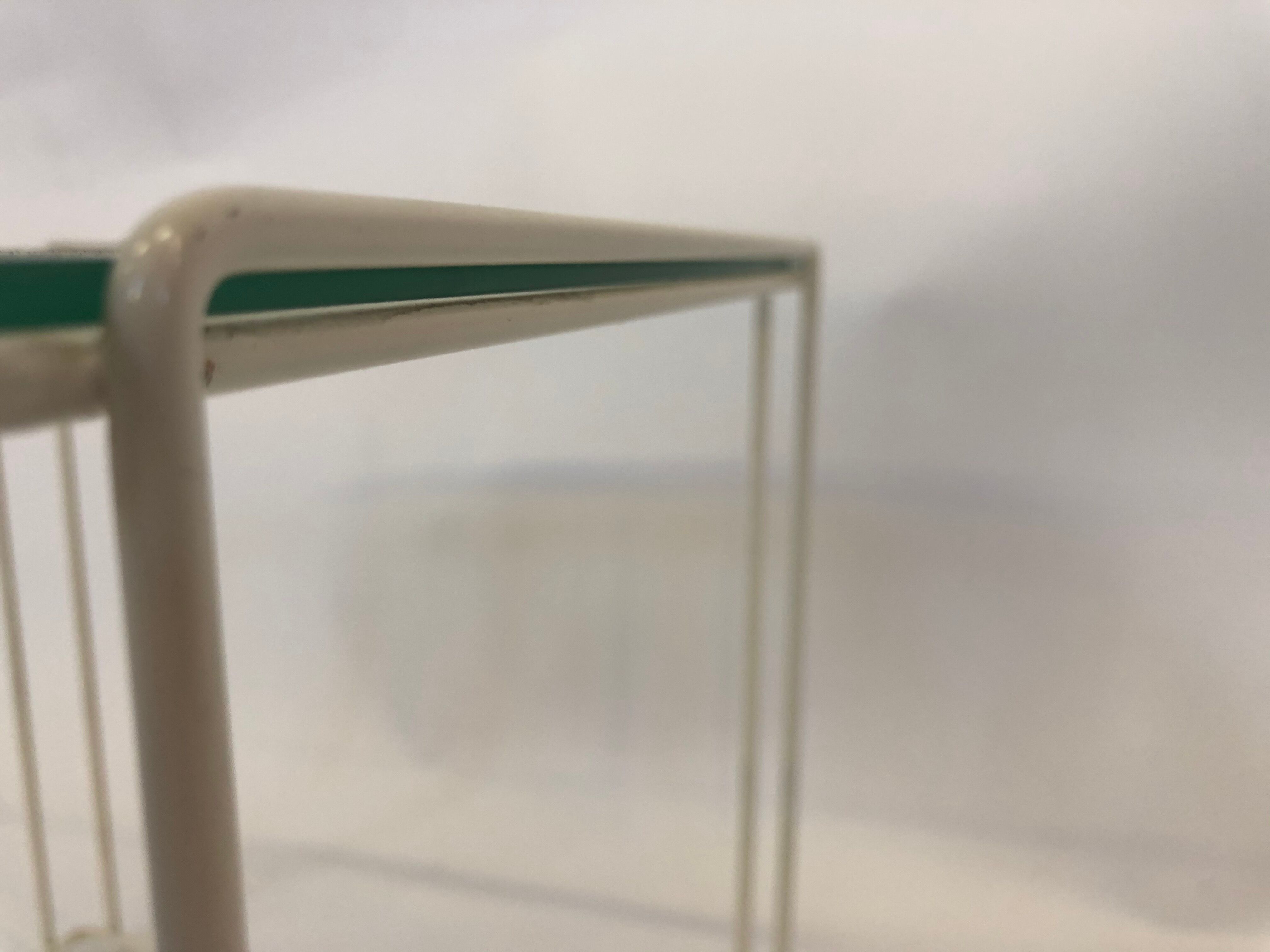 Tables design Max Sauze éditées par Isocèle