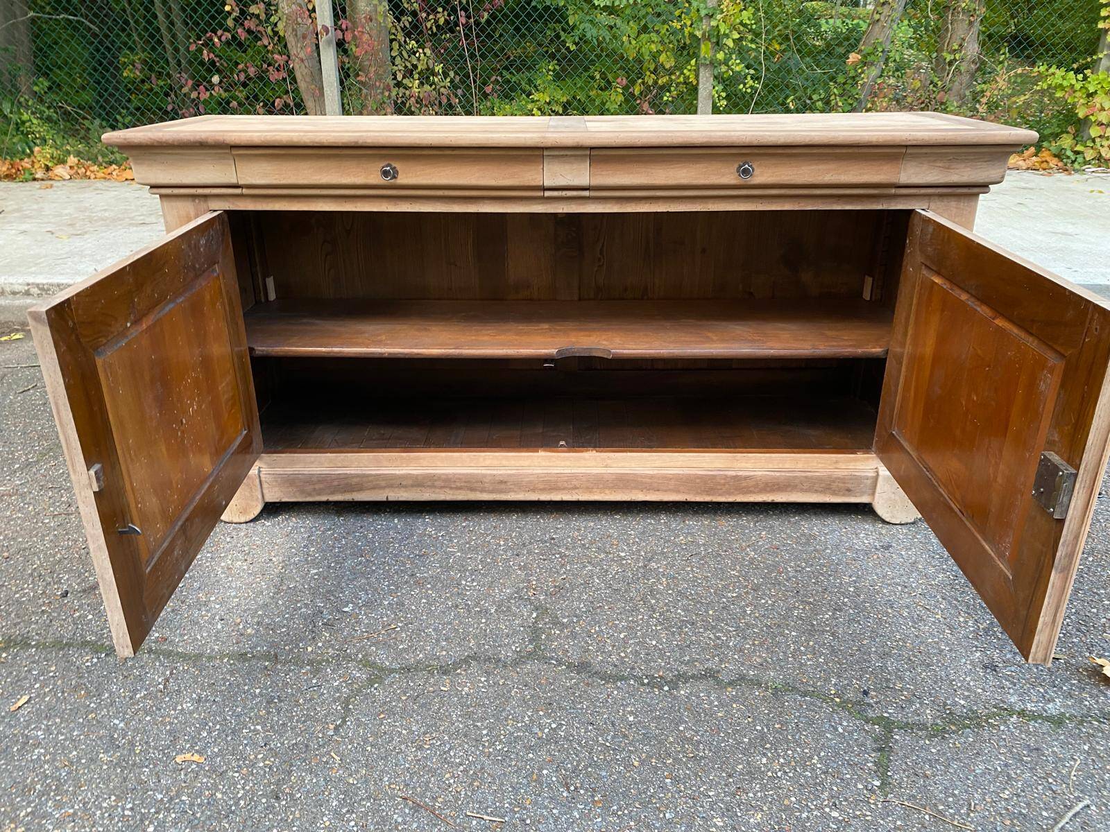 Restored solid wood buffet in the 18th-century Louis Philippe style, 180cm