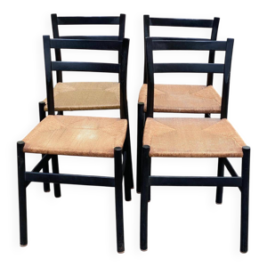 4 chaises scandinaves