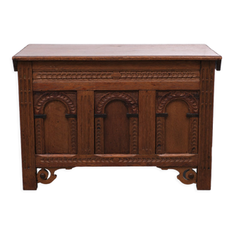 Dutch miniature oak blanket chest, 1820