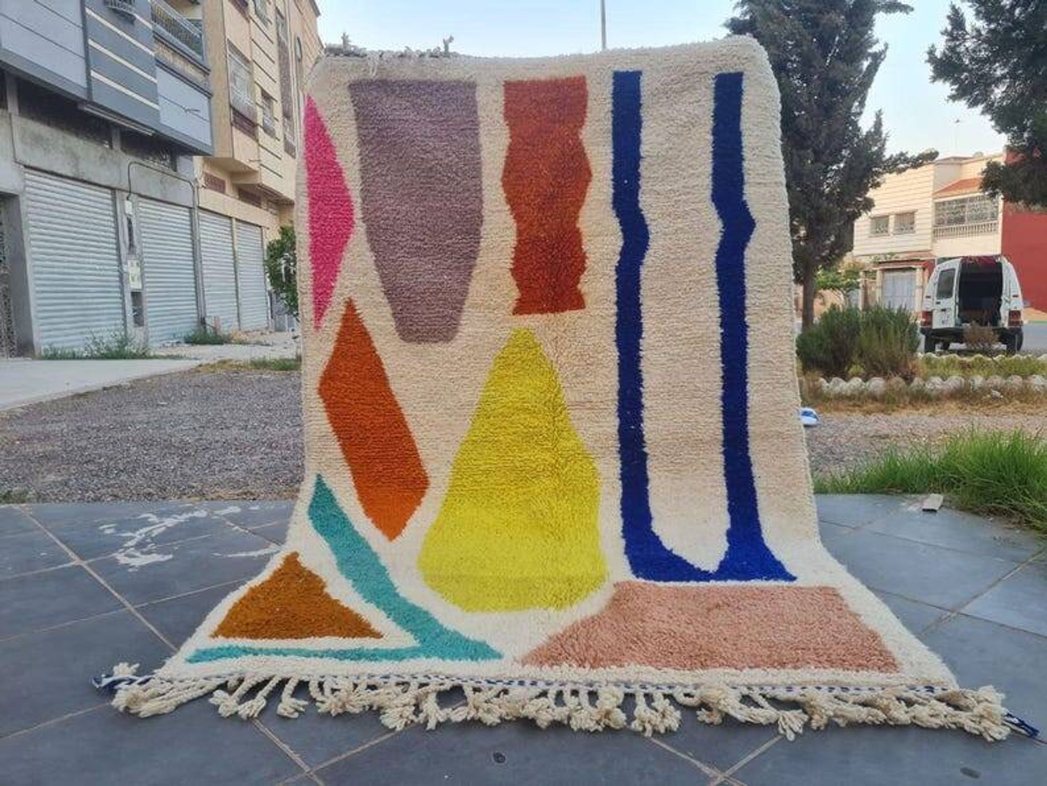 Wool rug 300cm x 200cm