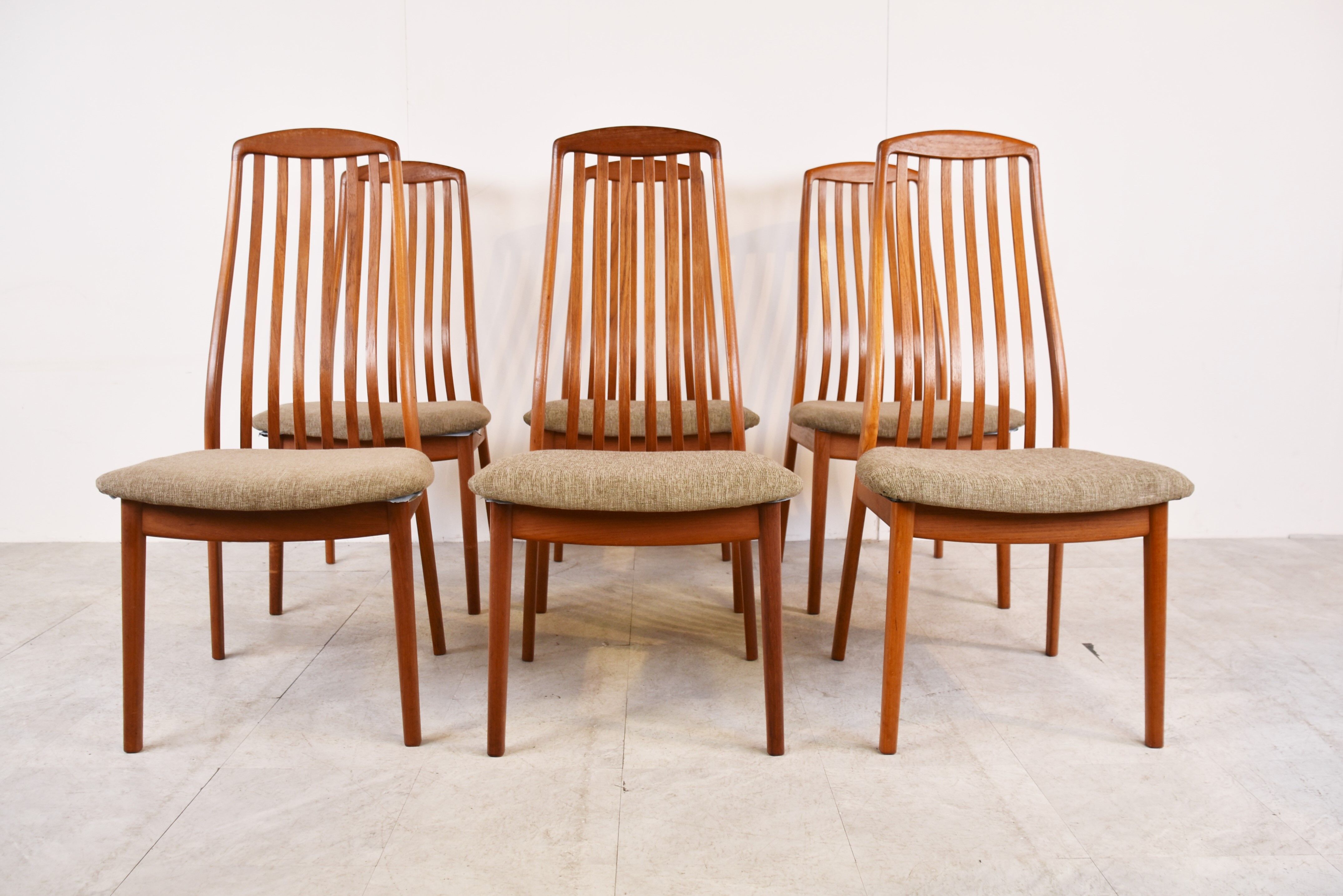 Set of 6 dining chairs, model EVA by Niels Kofoed, Denmark