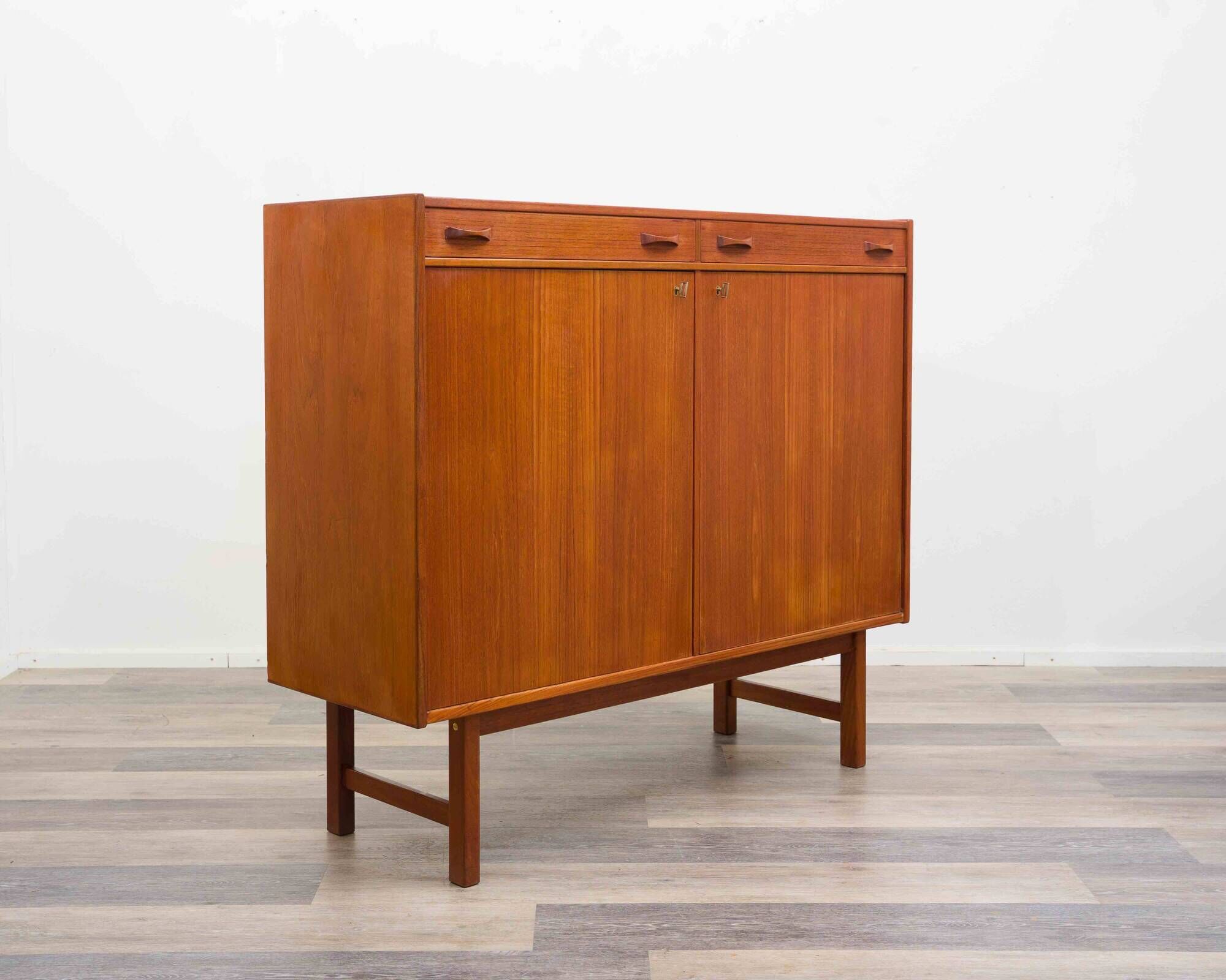 High teak sideboard from the 1960s. Manufacturer: Ulferts, Tibro Sweden, rest