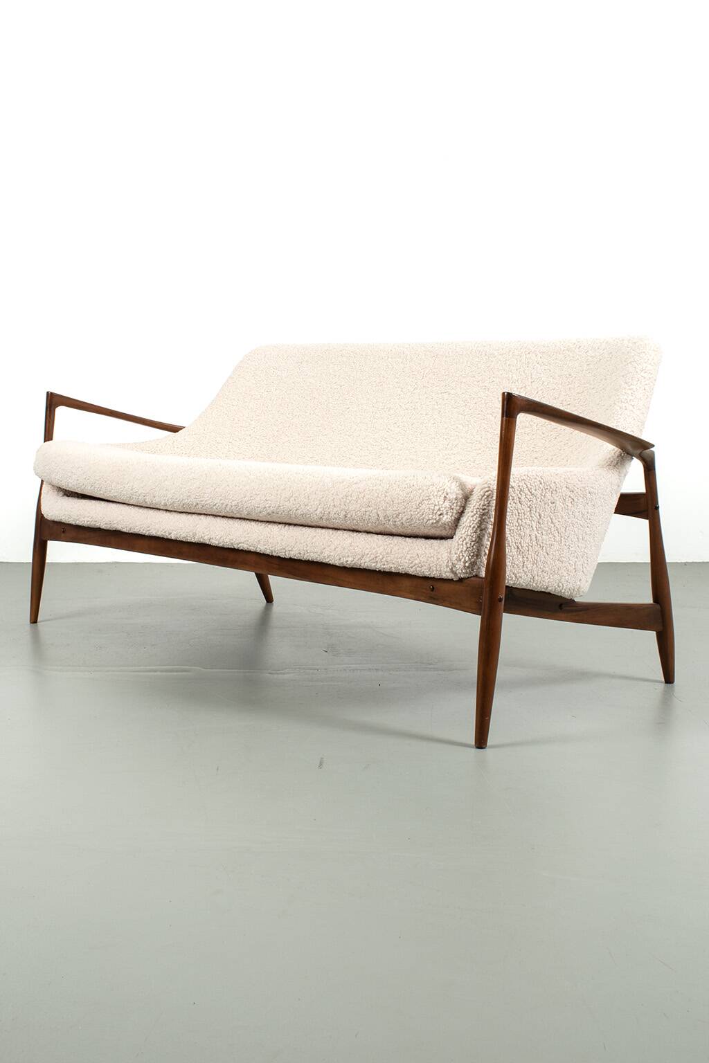Laauser Ib Kofod Larsen sofa