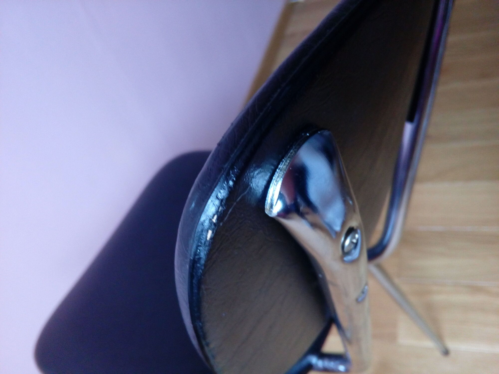 Lafargue Aurillac chrome metal and black skai chair