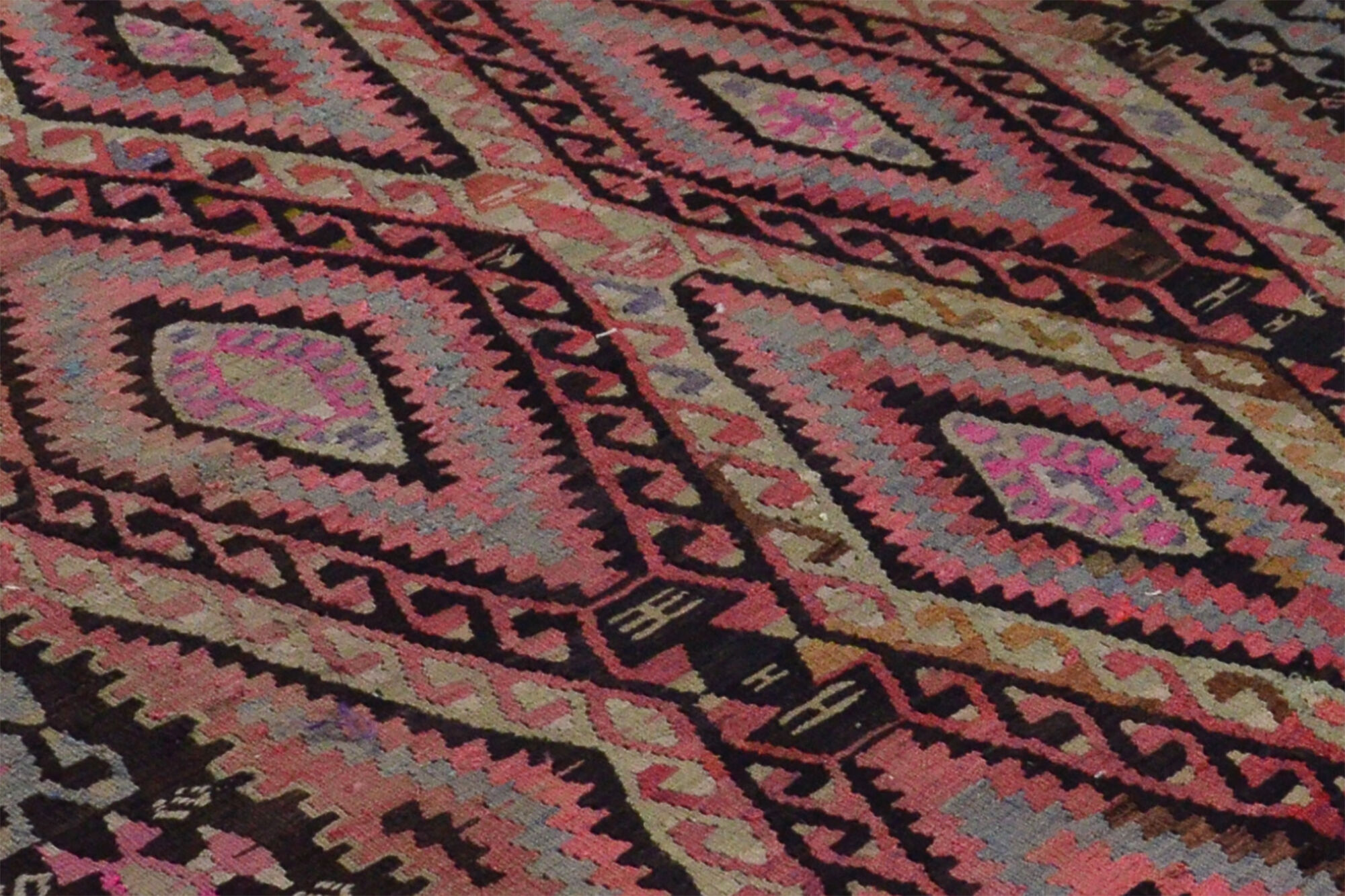 Anatolian handmade kilim rug 270 cm x 173 cm