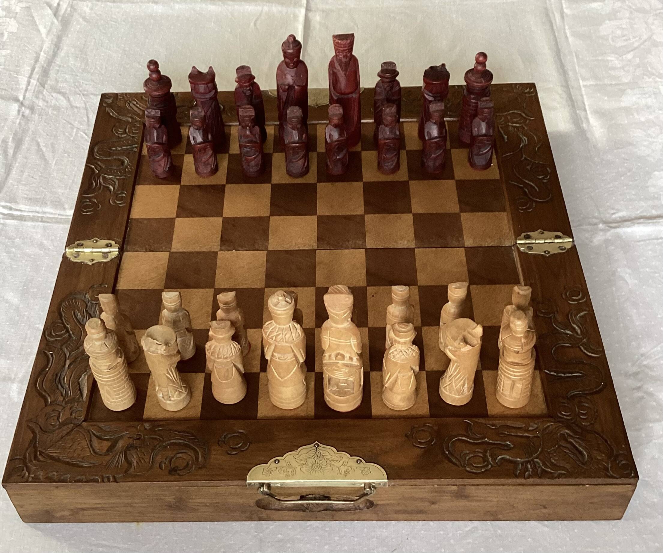 Wooden chess set from the 1960s, dimensions: length - 47.5 cm -