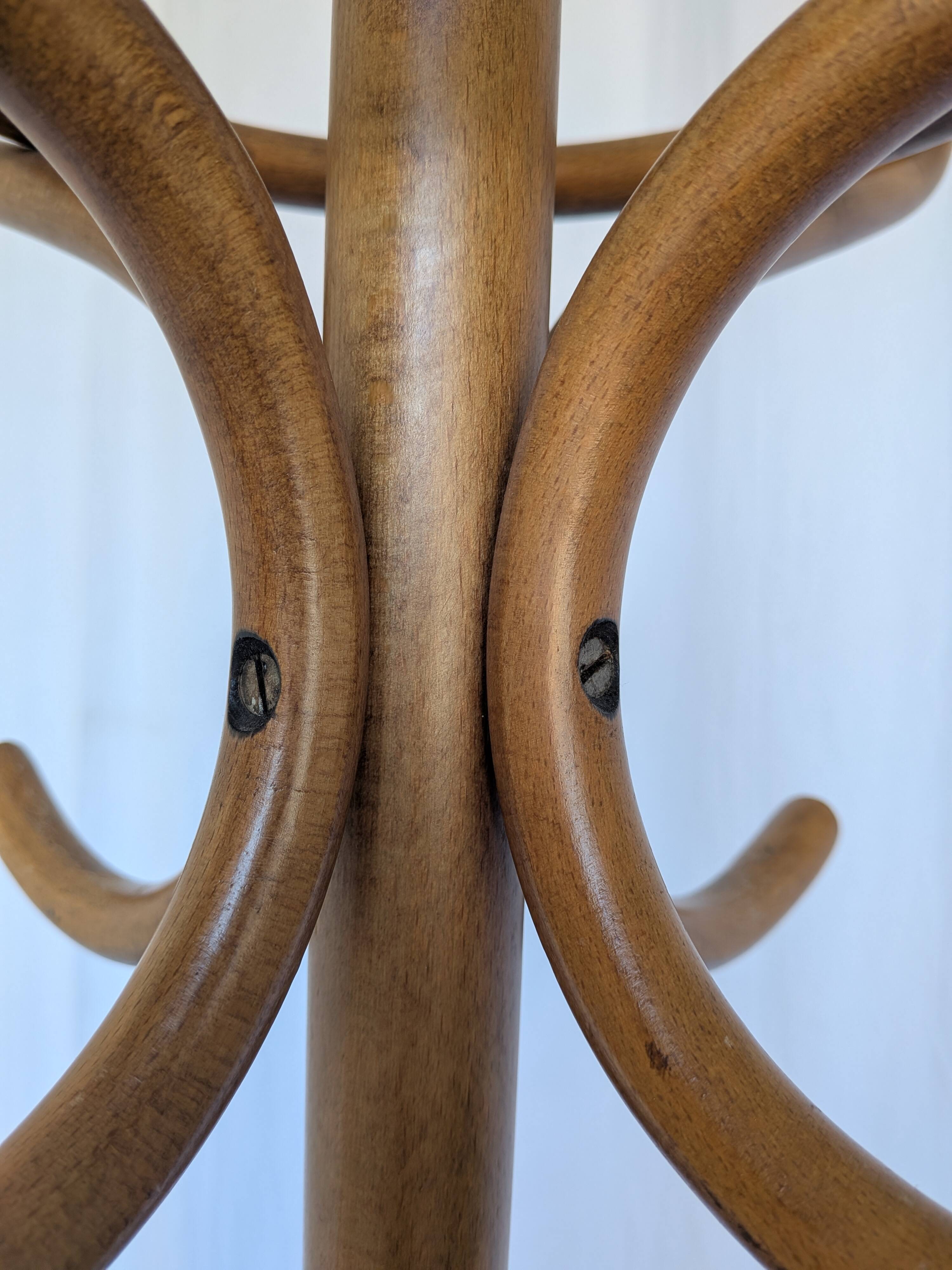 Porte-manteau vintage en bois cintré, arbre à hall Thonet, meuble d'entrée en bois foncé