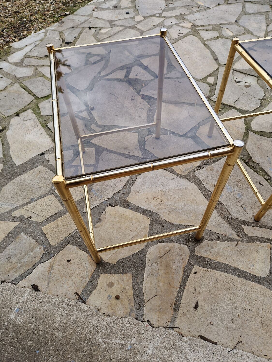 Vintage nesting coffee table