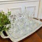 Service de 10 verres à pied en cristal ciselé