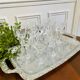 Service de 10 verres à pied en cristal ciselé