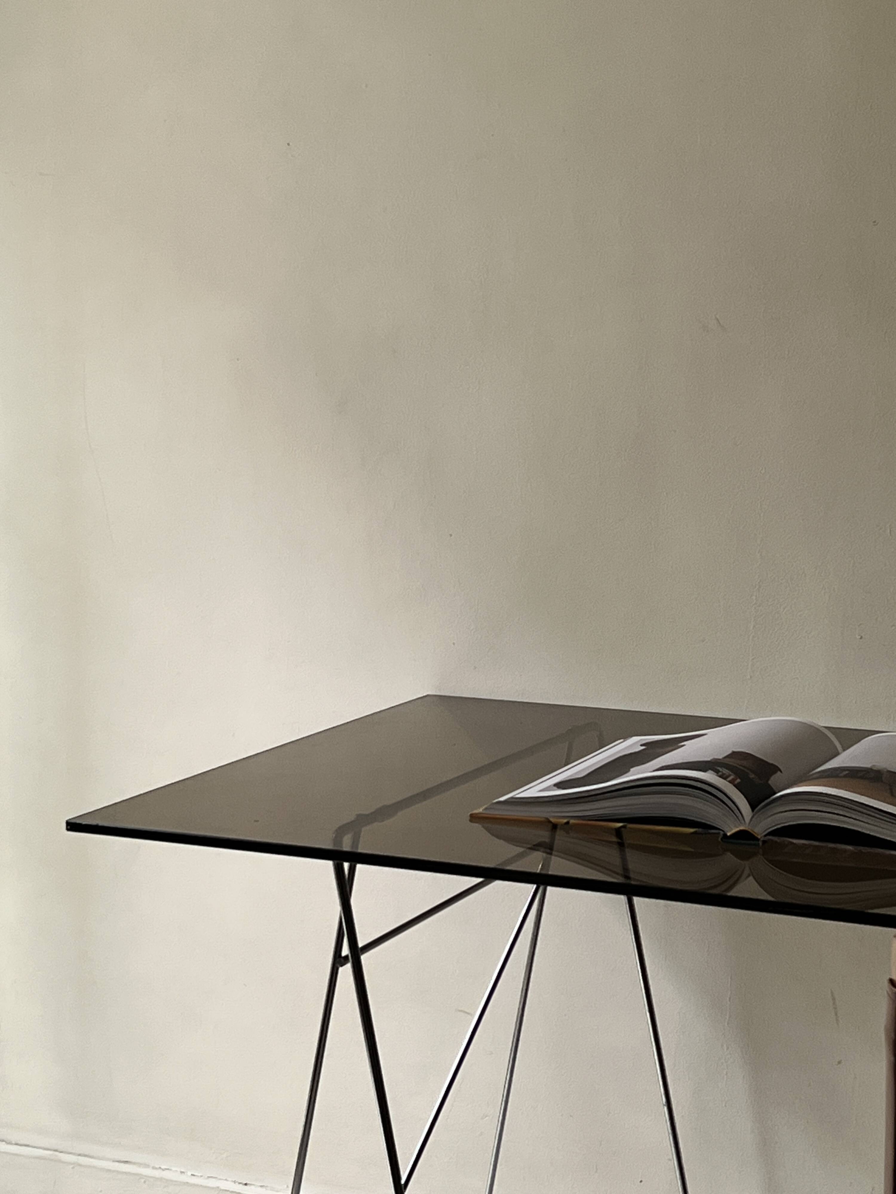 Large wire desk in smoked glass and chromed metal, Sauze 1970