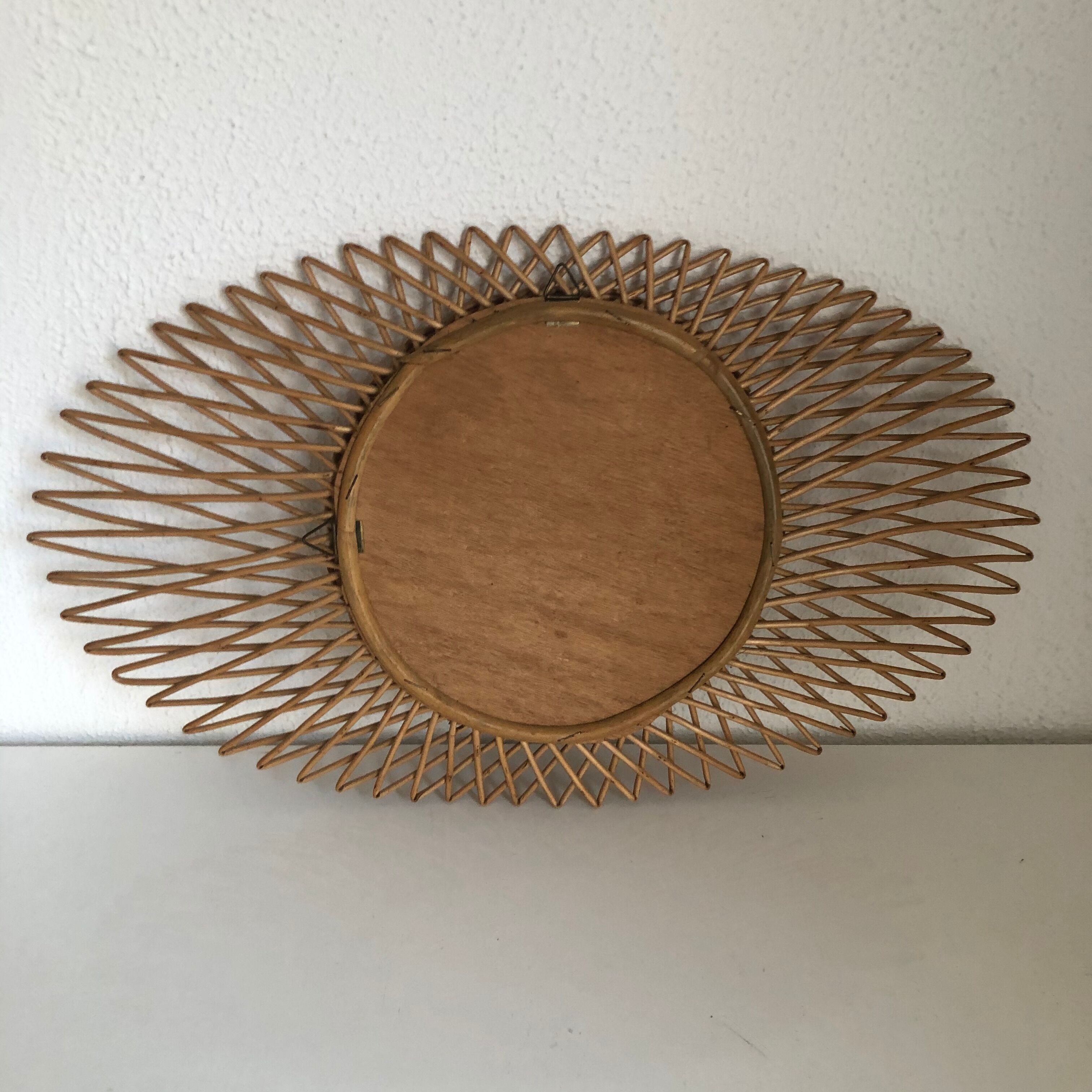 Vintage oval rattan sun mirror 1960 - 52 x 30 cm