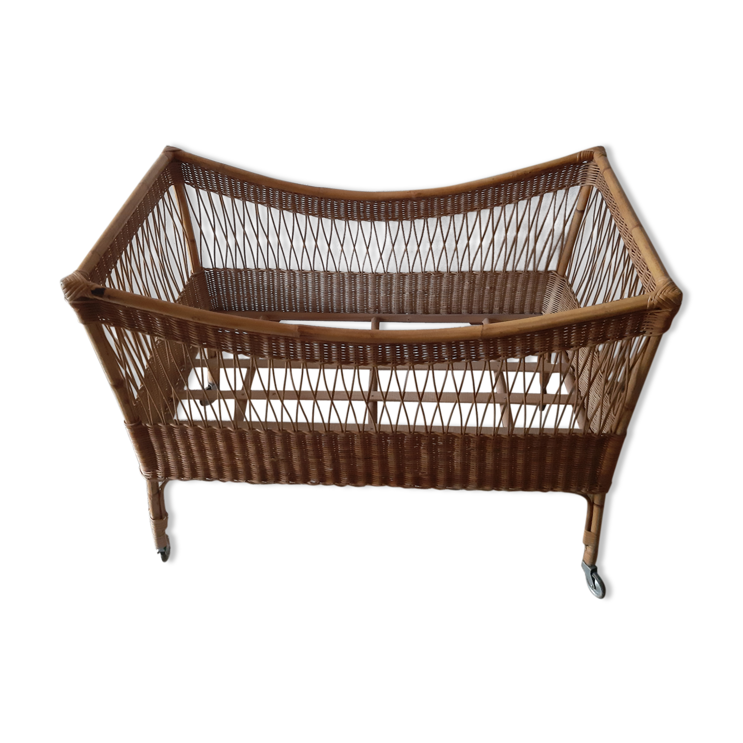 Rotin cradle baby bed