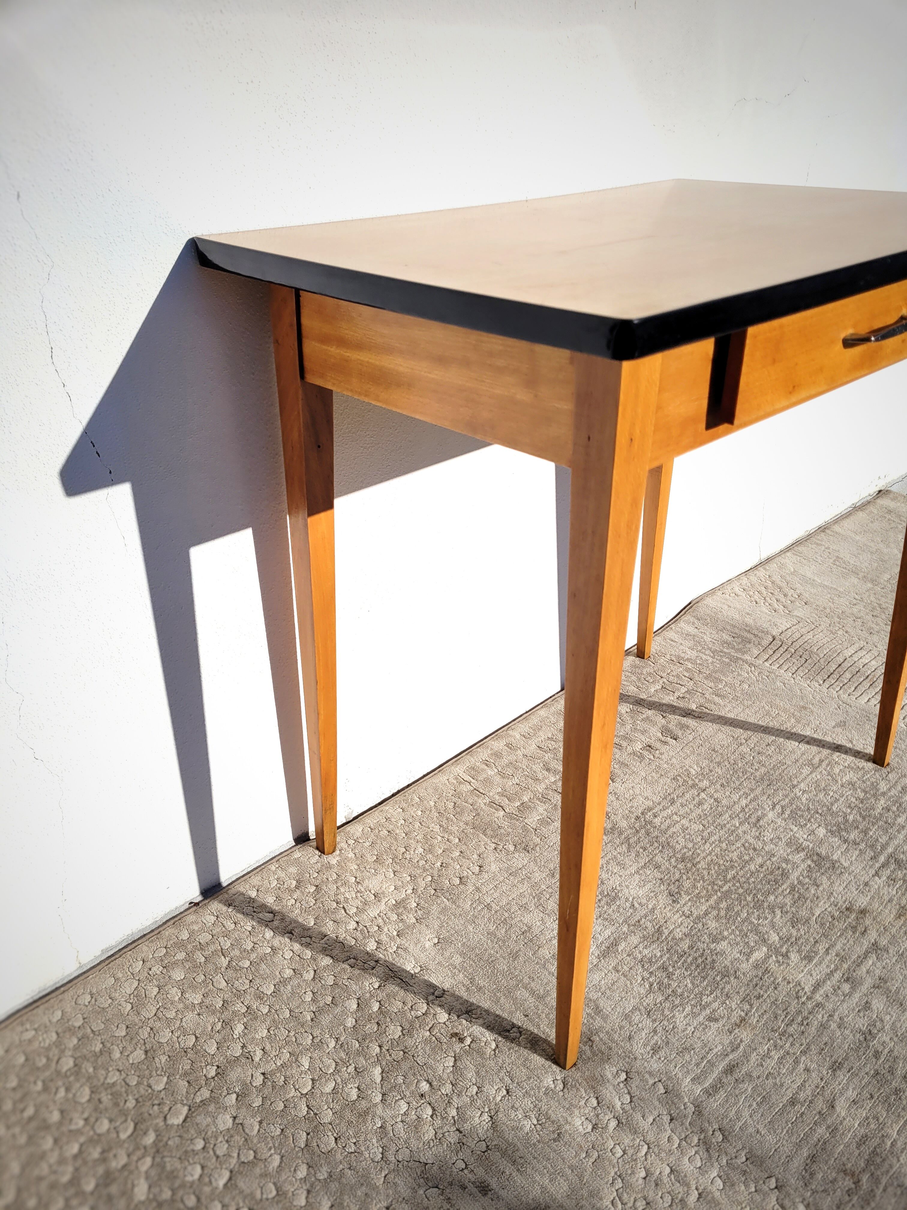 Boarding office 1960