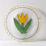 Assiette en verre vintage tulipe jaune design par Ulrica Hydman Vallien Kosta Boda
