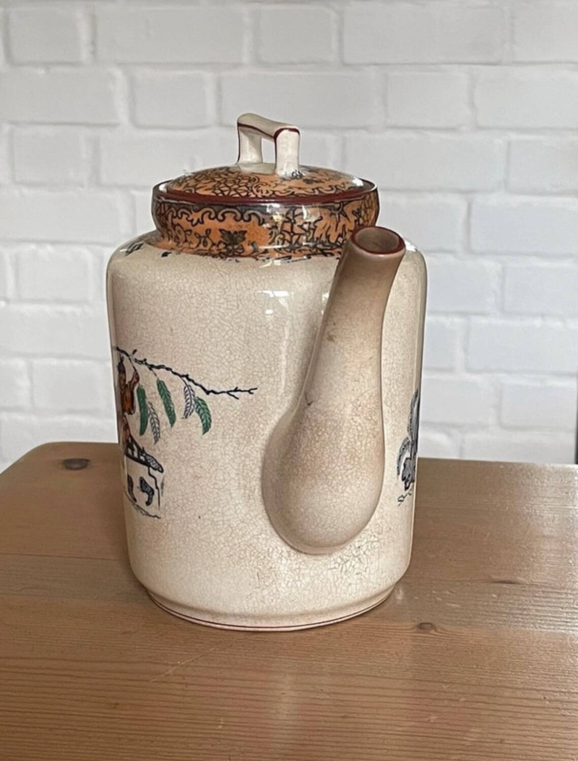 Old teapot with Asian decor K&G Luneville