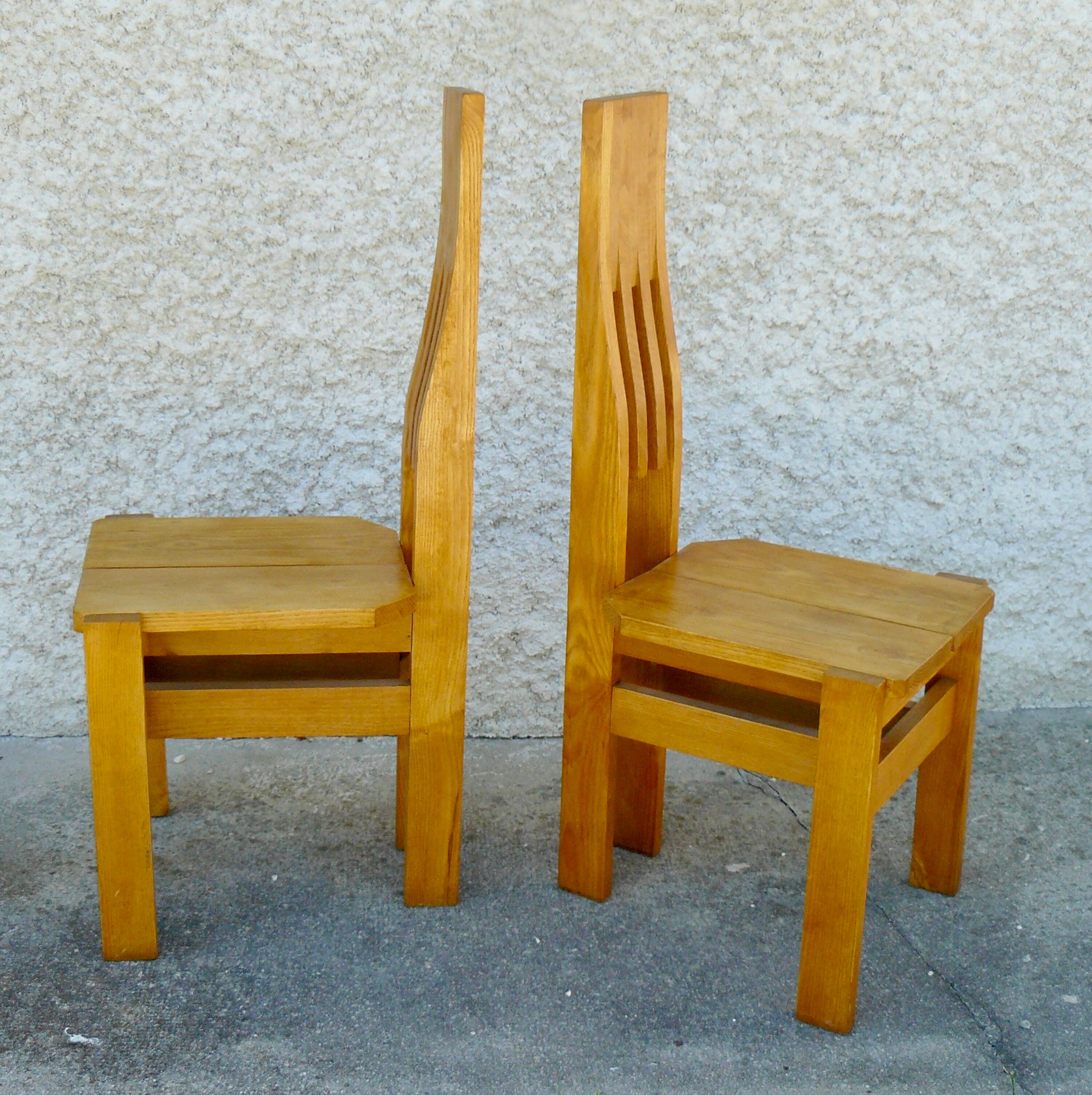Paire de chaises modernistes bois design 1980